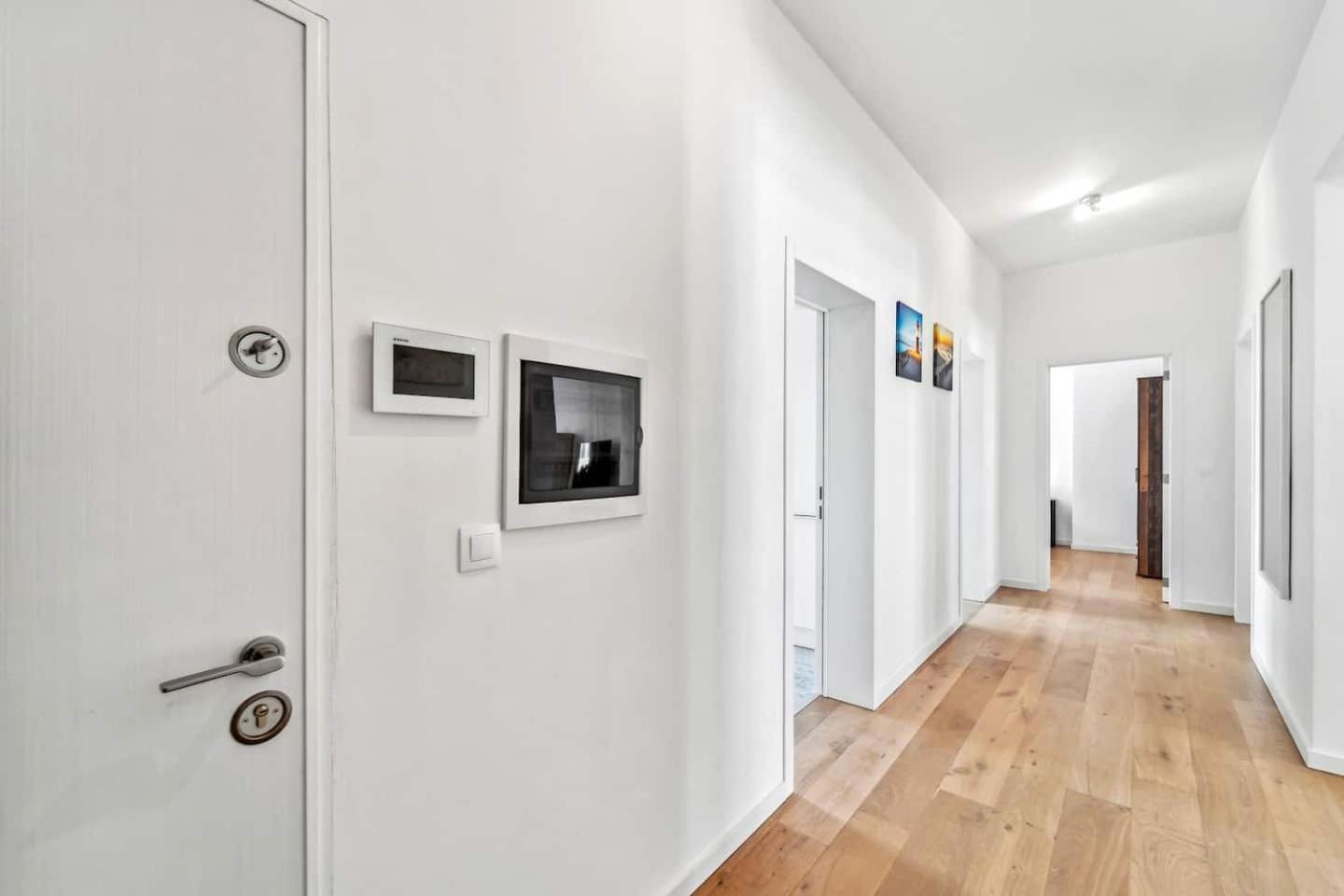 Infinity Stay Ferienapartments Rheinstrasse ヴィルヘルムスハーフェン エクステリア 写真