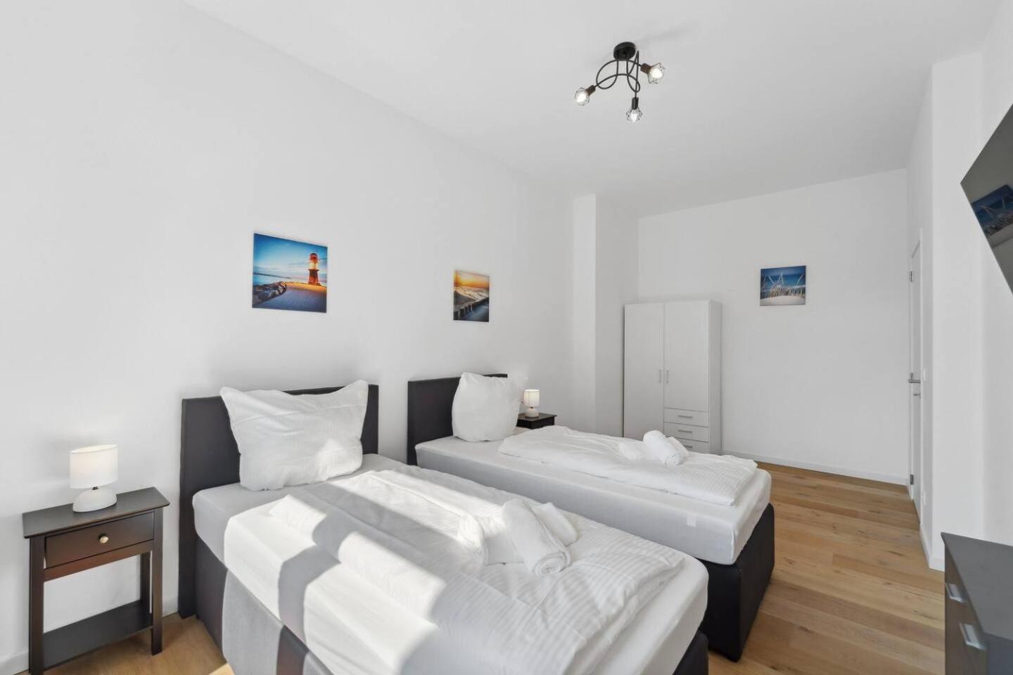 Infinity Stay Ferienapartments Rheinstrasse ヴィルヘルムスハーフェン エクステリア 写真