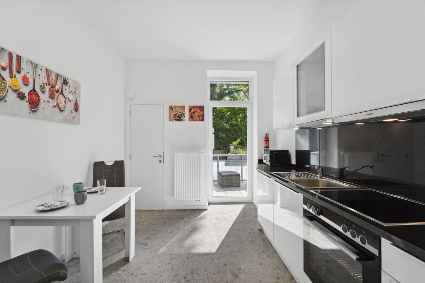 Infinity Stay Ferienapartments Rheinstrasse ヴィルヘルムスハーフェン エクステリア 写真