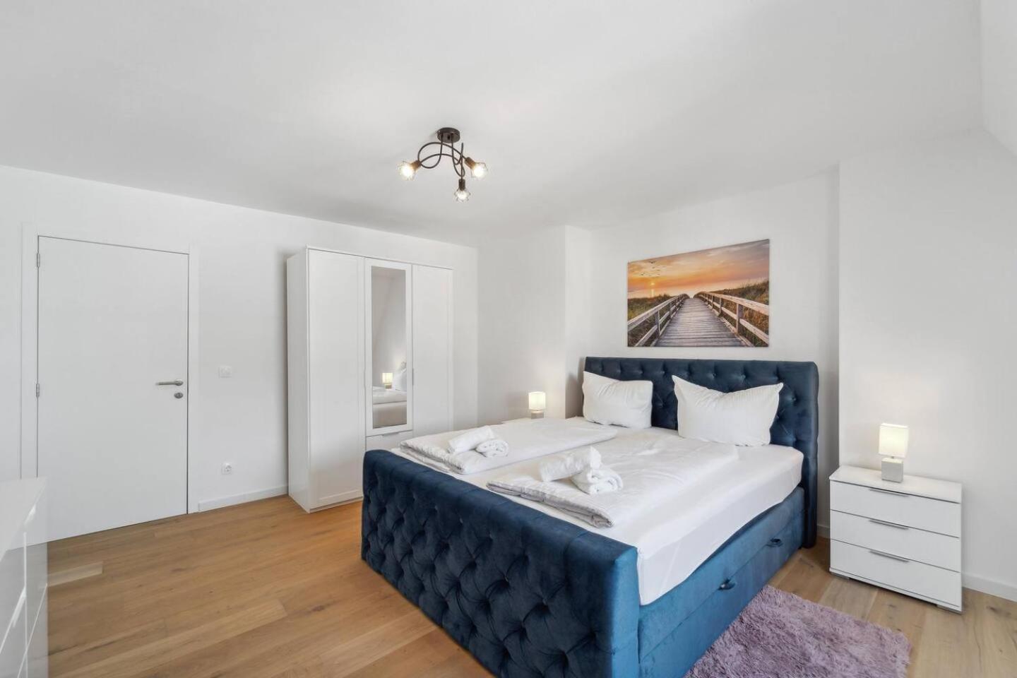 Infinity Stay Ferienapartments Rheinstrasse ヴィルヘルムスハーフェン エクステリア 写真