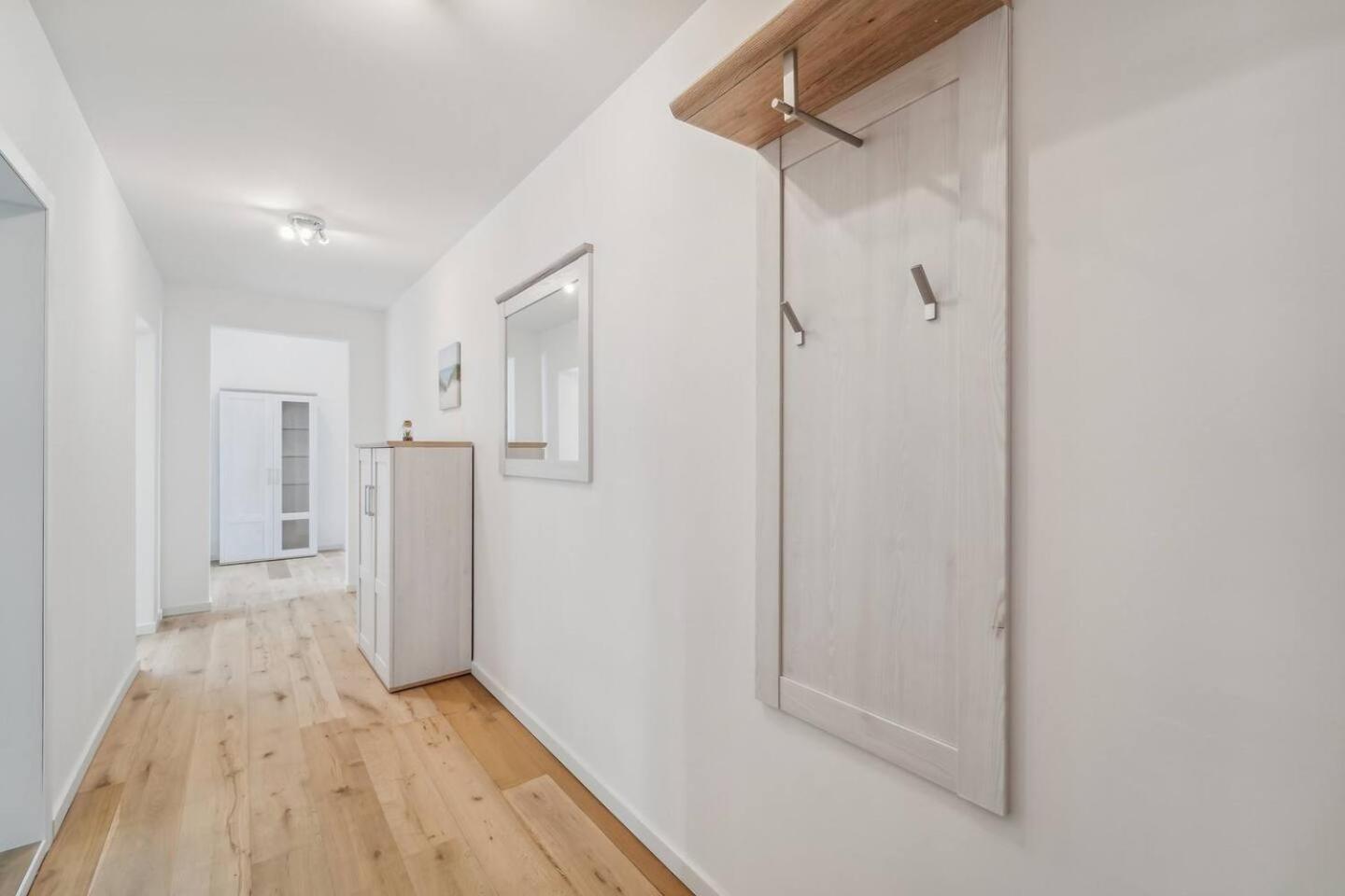 Infinity Stay Ferienapartments Rheinstrasse ヴィルヘルムスハーフェン エクステリア 写真