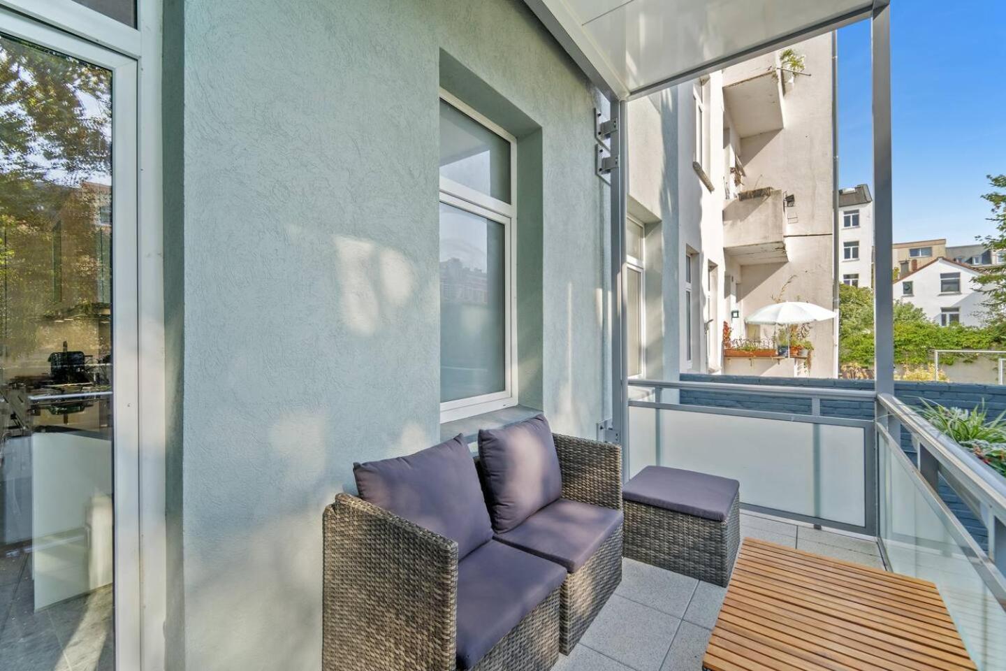 Infinity Stay Ferienapartments Rheinstrasse ヴィルヘルムスハーフェン エクステリア 写真