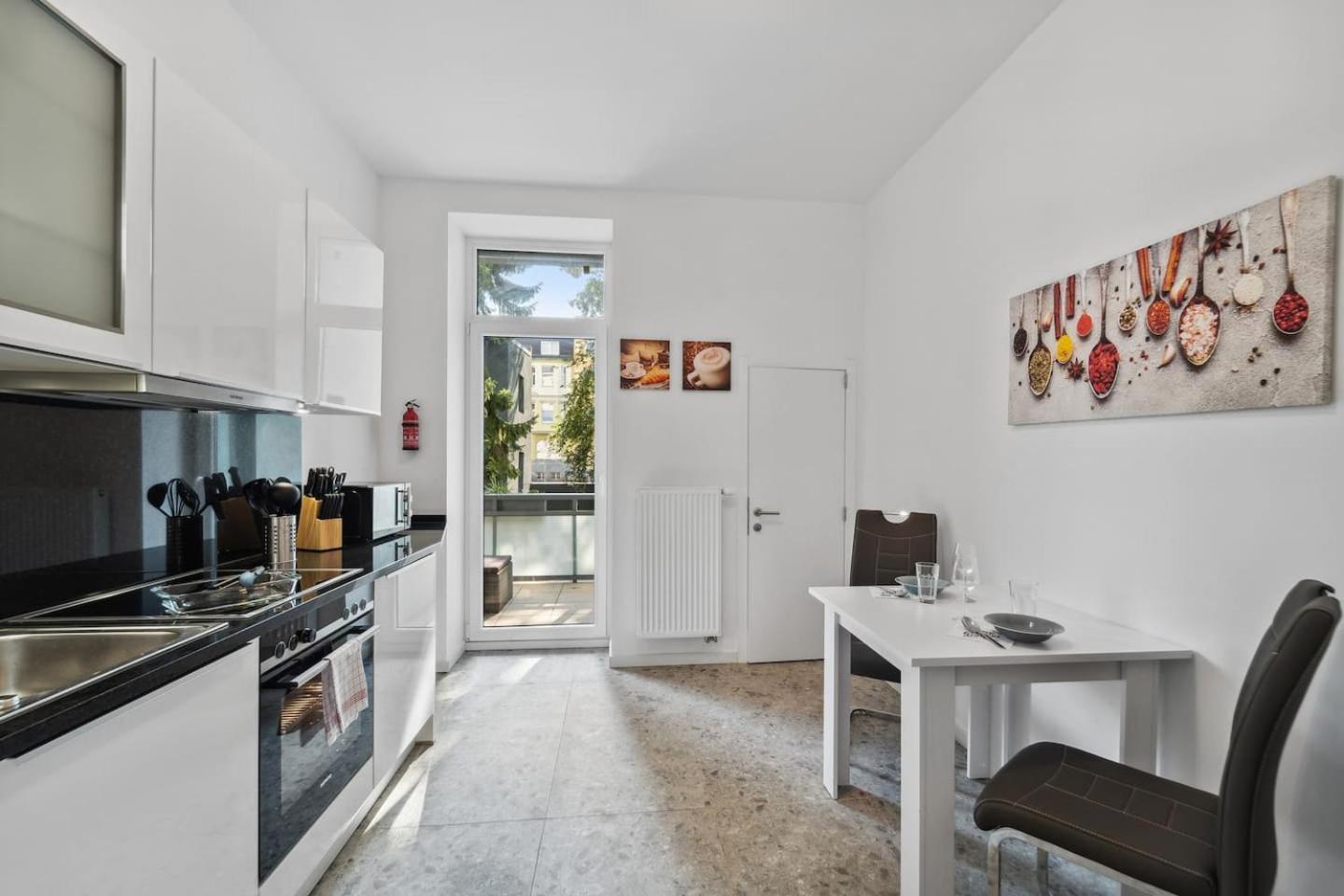 Infinity Stay Ferienapartments Rheinstrasse ヴィルヘルムスハーフェン エクステリア 写真